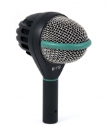 Micro AKG D112